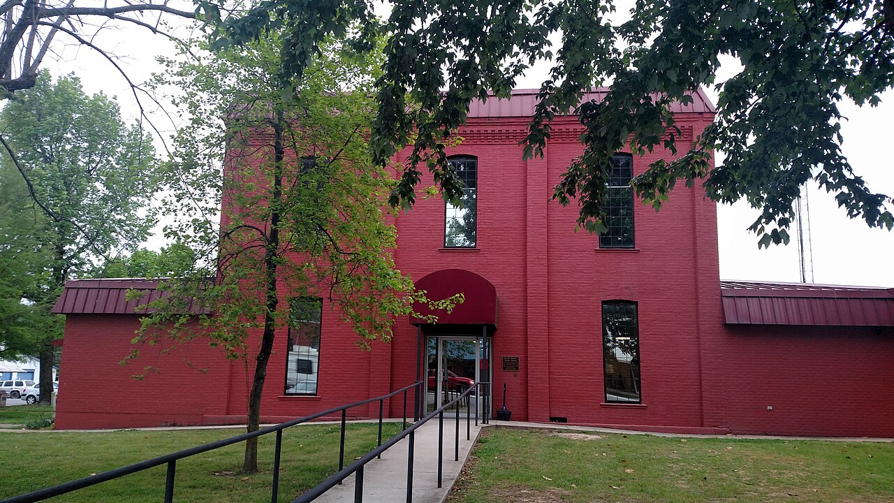 Fulton County Courthouse in Salem, Arkansas