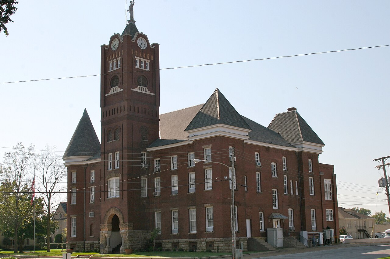 Jackson County Courthouse in Newport, Arkansas