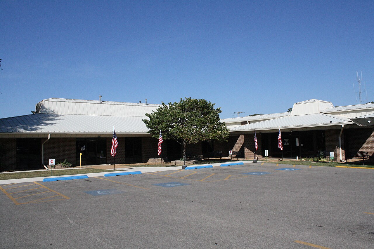 Sharp County Courthouse in Ash Flat, Arkansas
